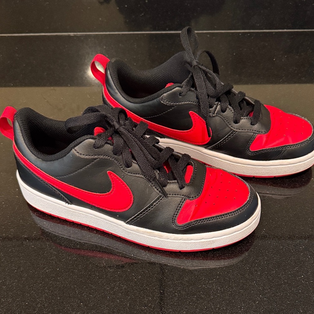 Nike Dunk Low GS – Black/Red (Bred)